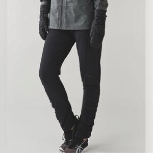 Lululemon Women’s Runderful Pant In Black Lined Joggers Size 4